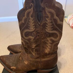 Justin Boots Women’s Cowboy Boots.  Used.